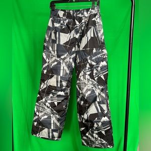 Zeroxposur Finisher Snowpants Outware. Kids’ Size 14/16. Water & Wind Resistant